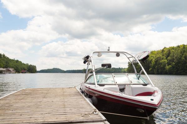 Find dockage on Fairy Lake at Huntsville Marine
